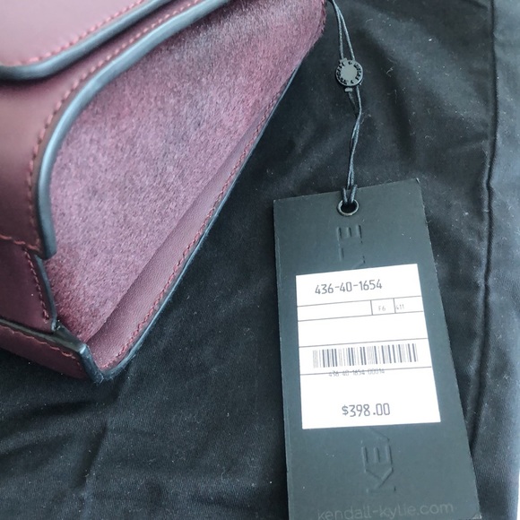 Kendall + Kylie - Picture 5 of 5